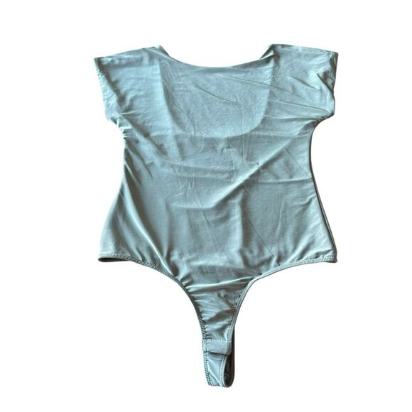 By‎ Together Women’s M Square Neck Cap Sleeve Bodysuit Fog Gray Elevated Basic - Picture 4 of 8